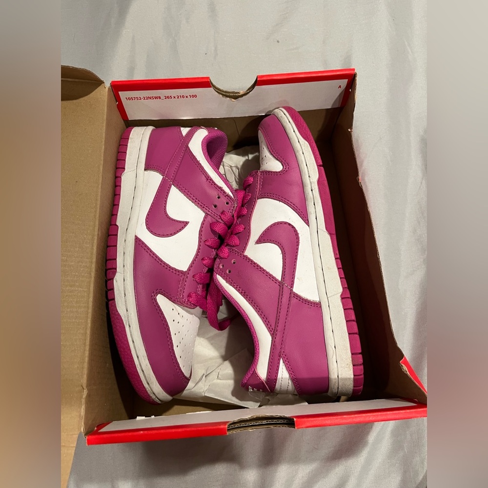 Nike dunks - Picture 2 of 6